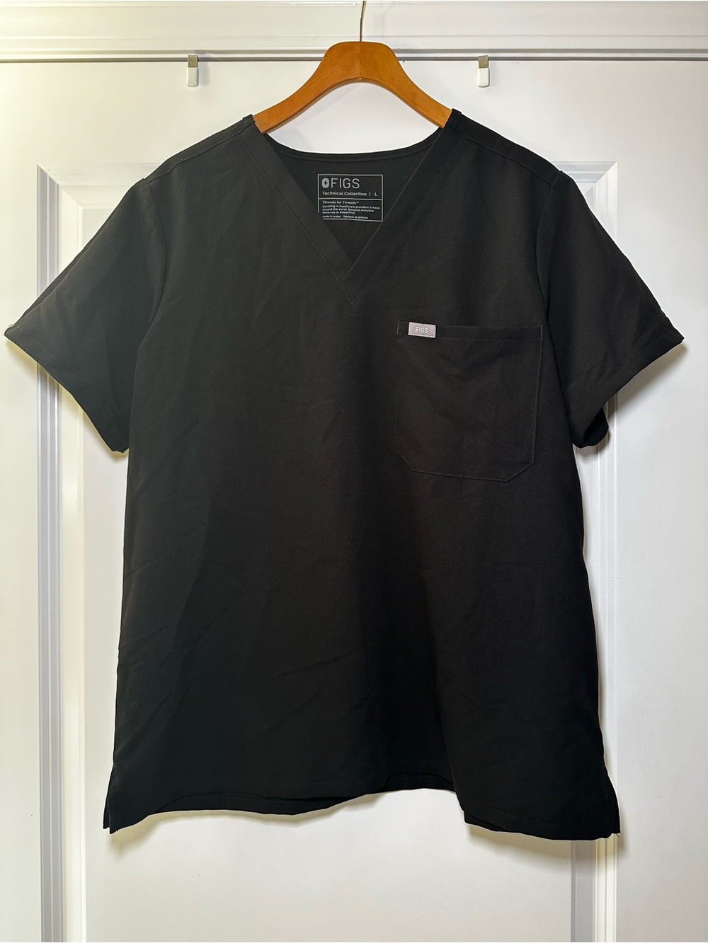 FIGS Catarina One-Pocket Scrub Top